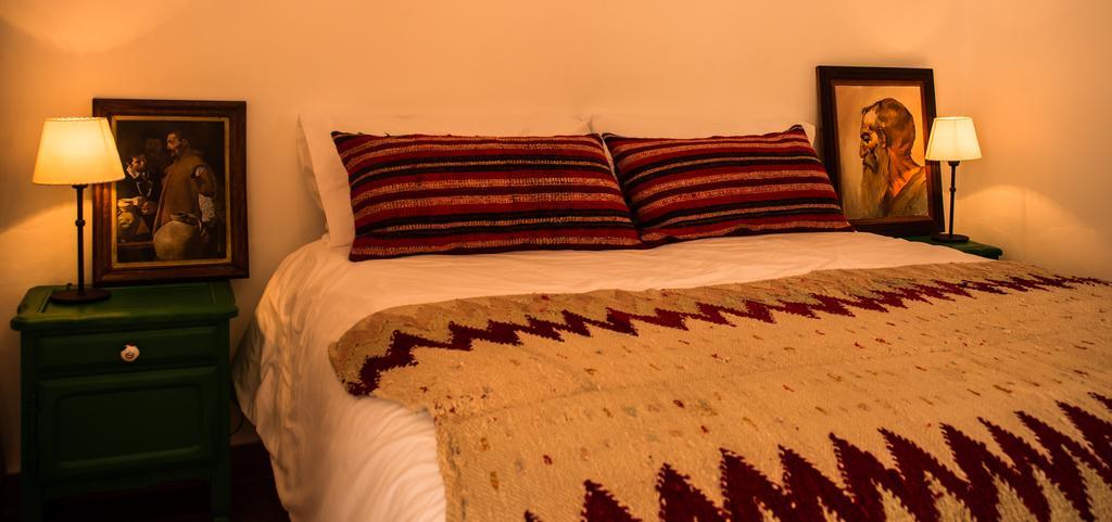 Cielo Arriba Casa Villa Humahuaca Habitación foto